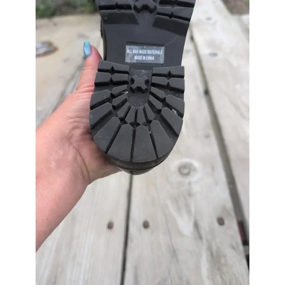 DV Dolce Vita Women's Crisp Slip on Lug Sole Black Penny Loafers Size 8 EUC - Picture 7 of 9